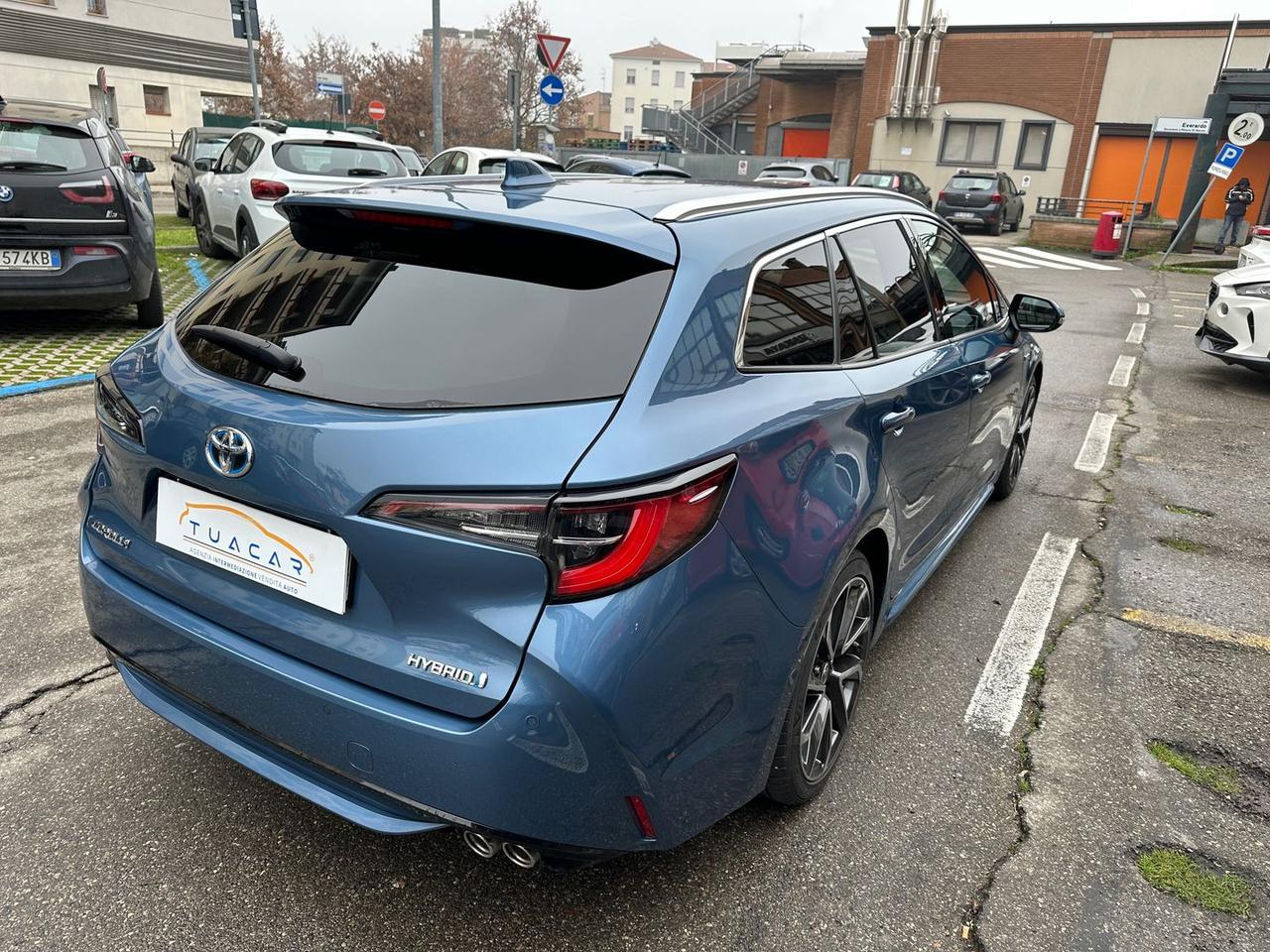 Toyota Corolla Business 2.0 VVT-i HEV