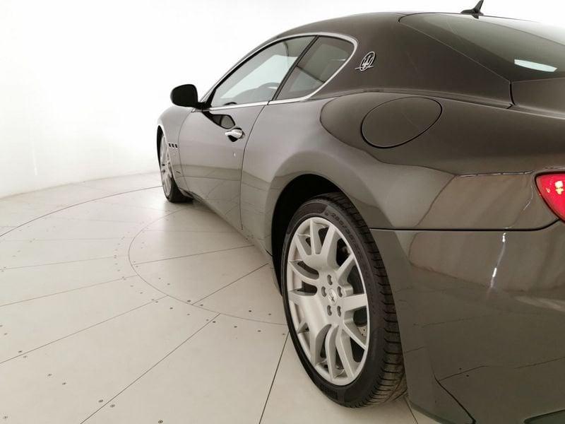 Maserati GranTurismo 4.2 auto