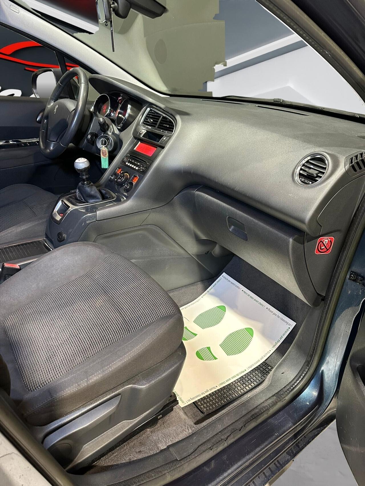 Peugeot 5008 1.6 HDi 115CV 8V Business