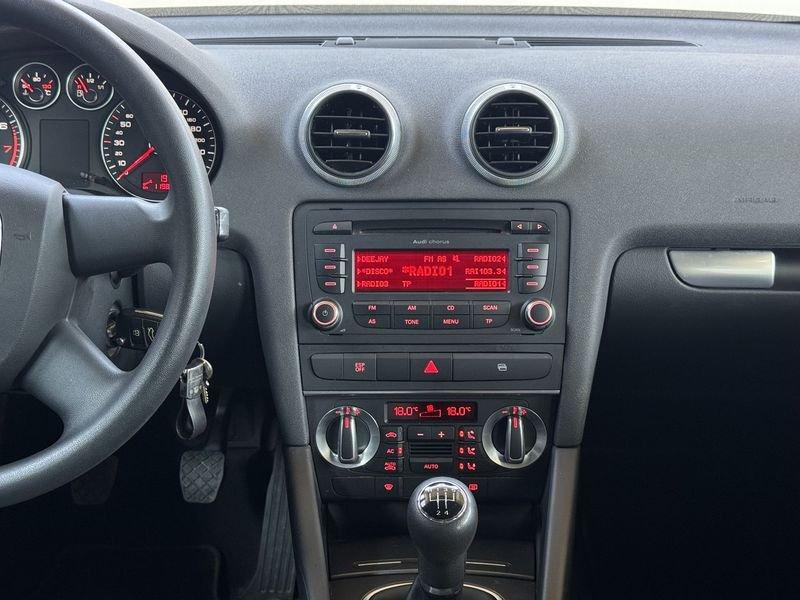 Audi A3 1.6 Attraction NEOPATENTATI UNIPROPRIETARIO