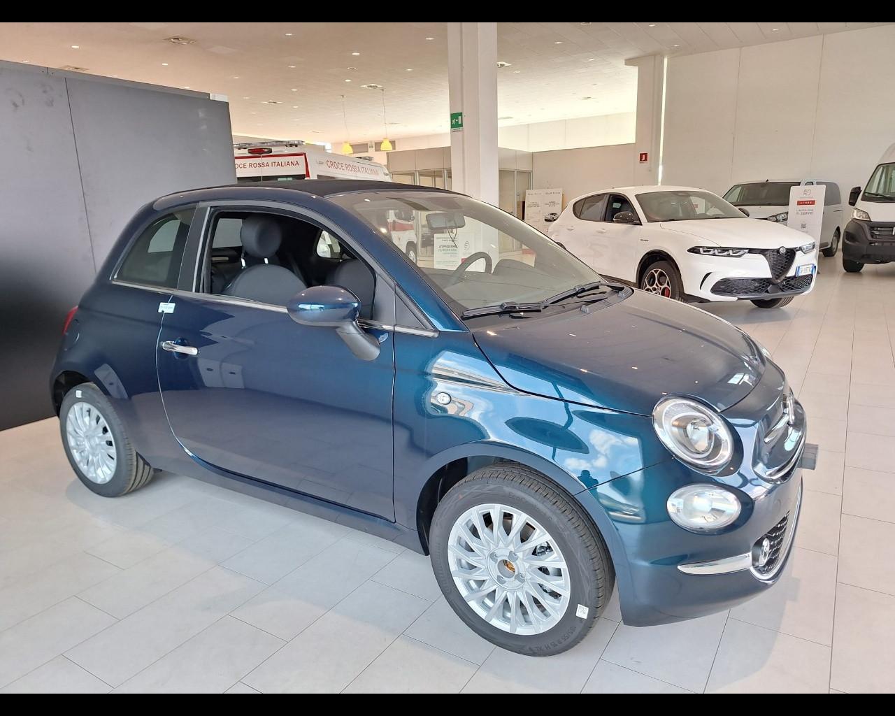 FIAT 500 (2015-->) - 500 C 1.0 Hybrid Dolcevita