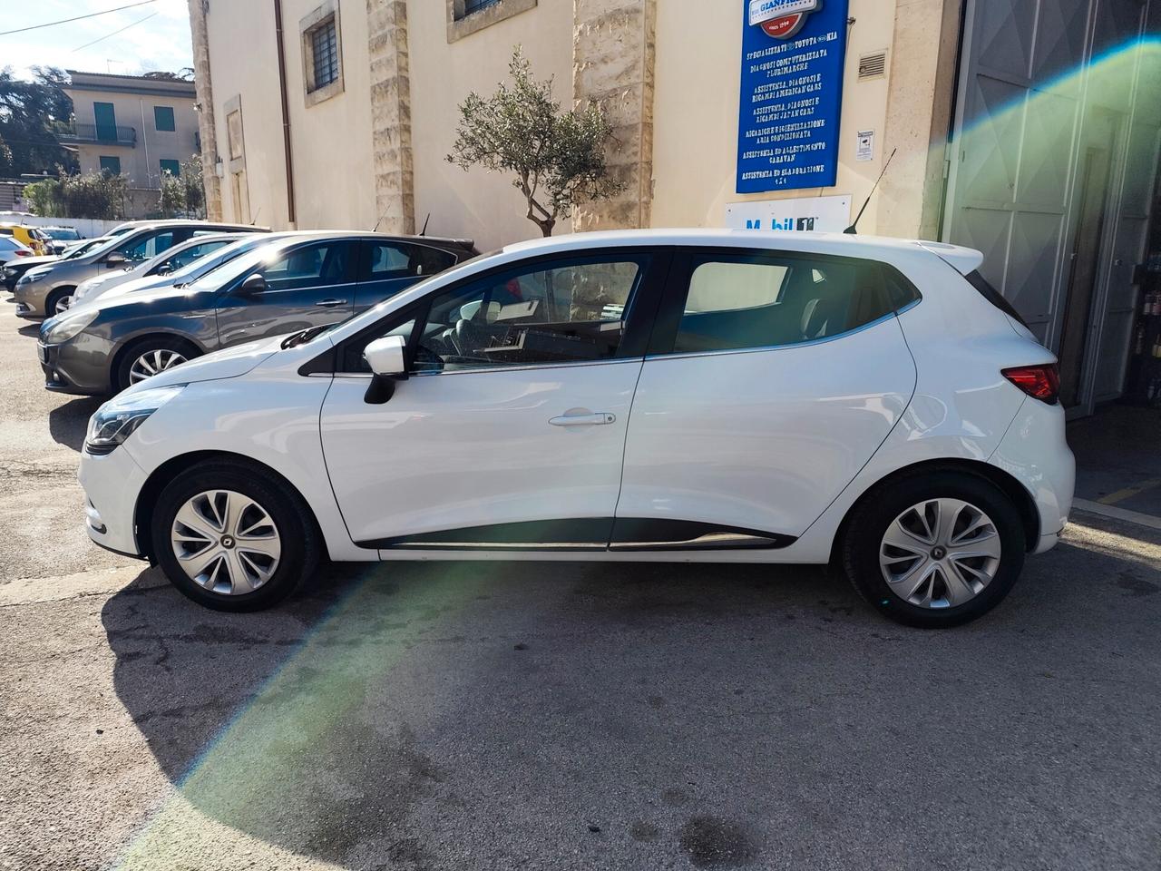 Renault Clio 1.2 75CV 5 porte Life
