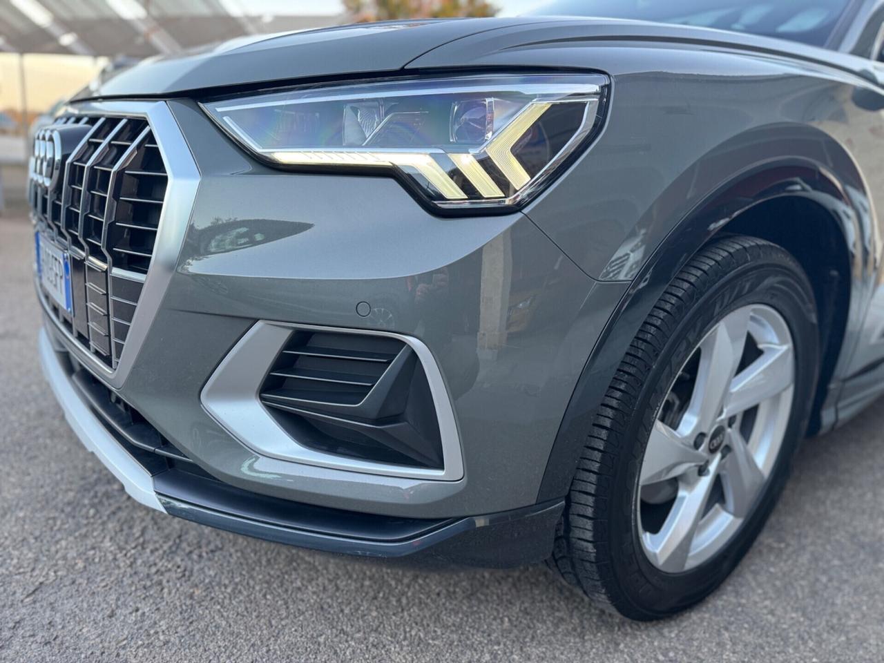 Audi Q3 35 TDI S tronic Advanced Led Ambien MATRIX