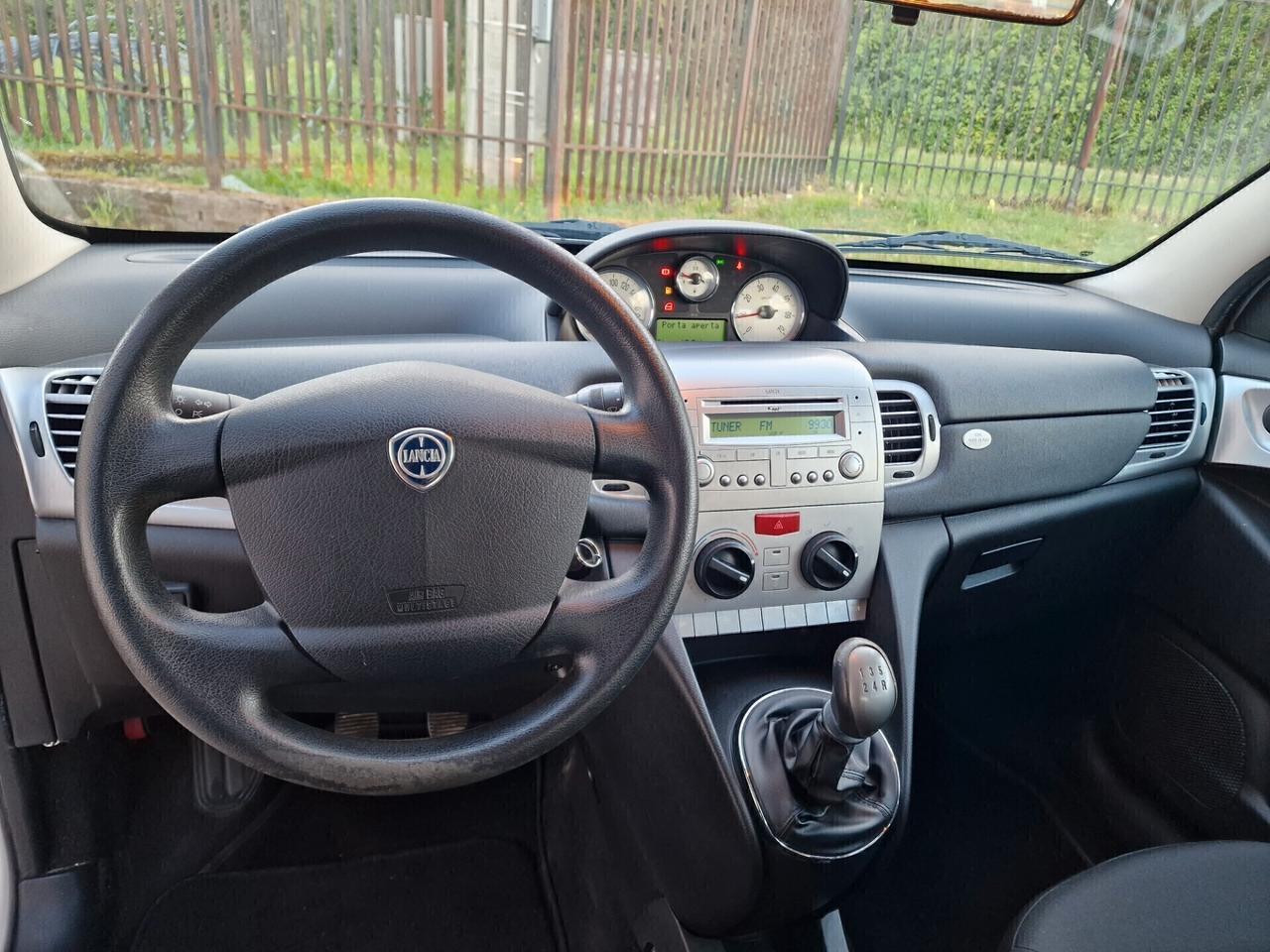 LANCIA YPSILON 1.4 Unyca Ecochic GPL