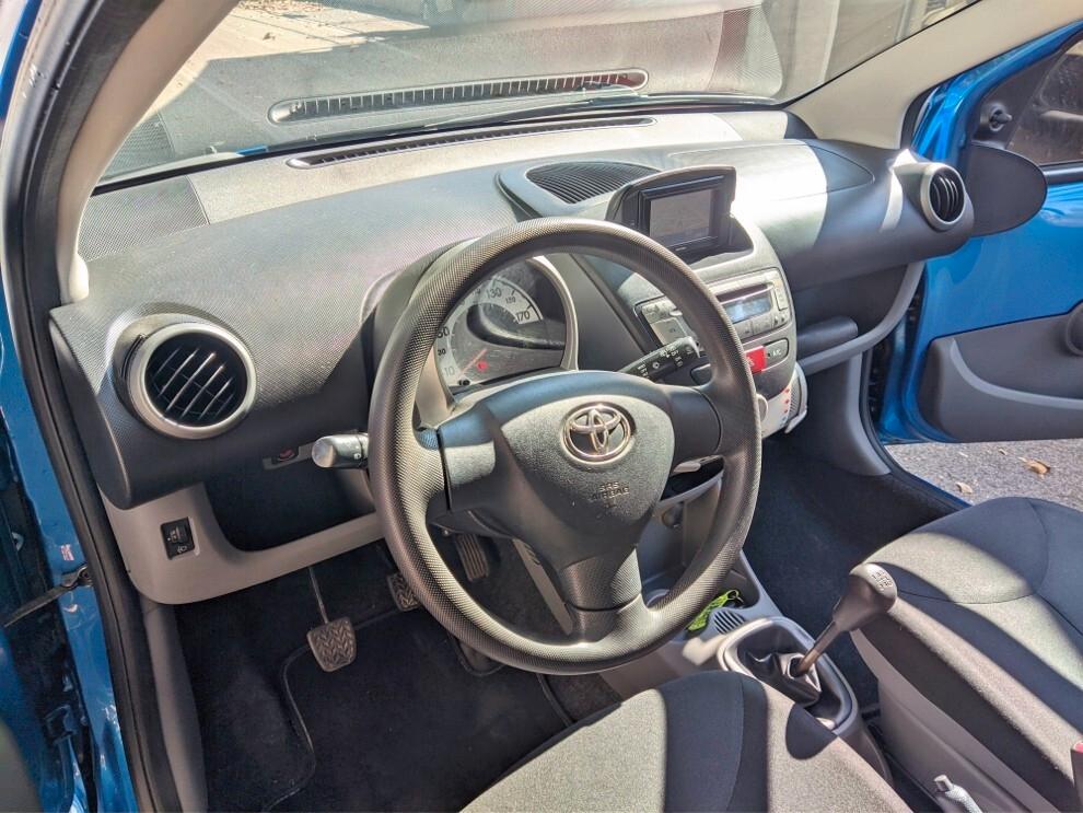 Toyota Aygo 1.0 UNIPRO' OK NEOPATENTATI NAVIGATORE