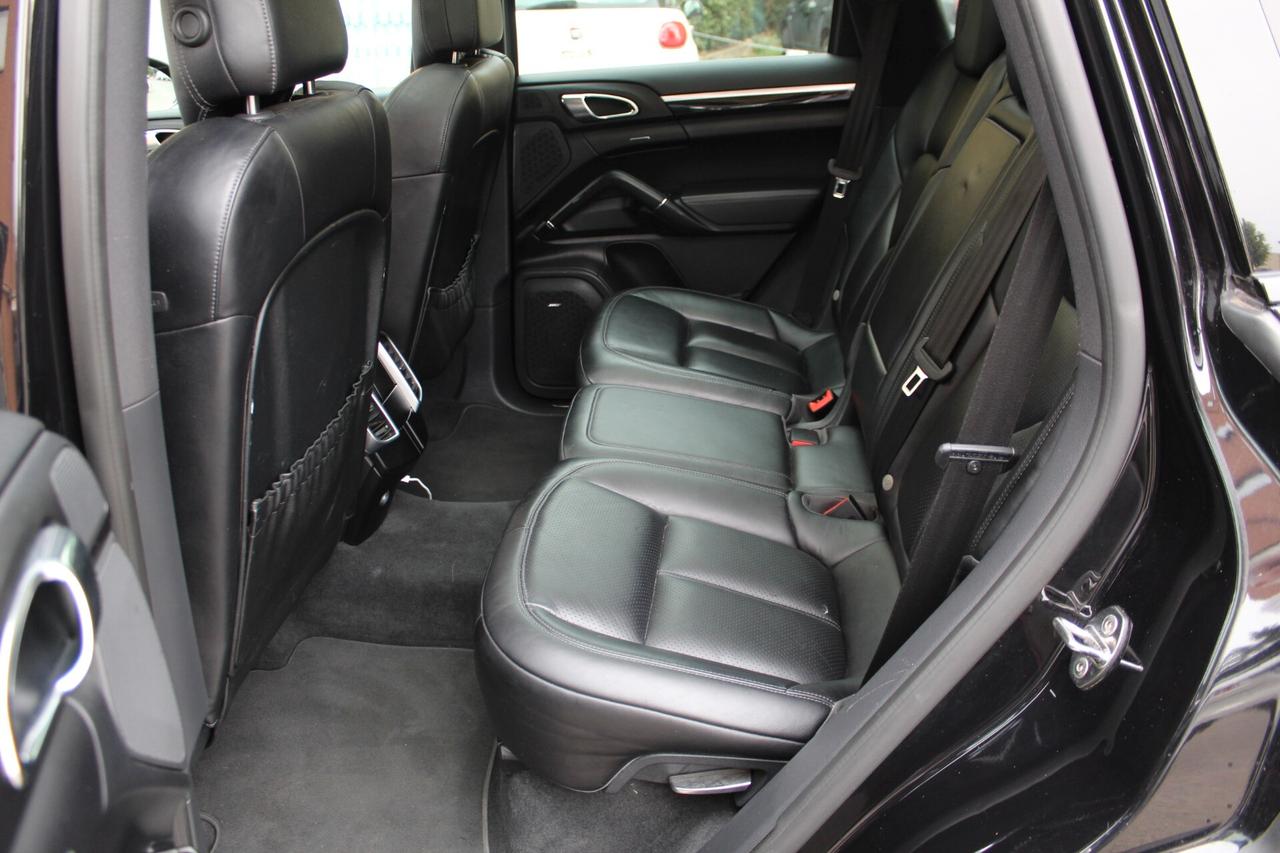 Porsche Cayenne 3.0 Diesel Platinum Edition