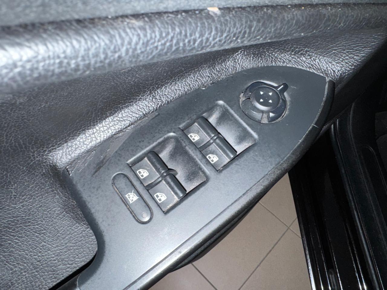 Alfa Romeo Giulietta 1.4 Turbo 120 CV GPL Super