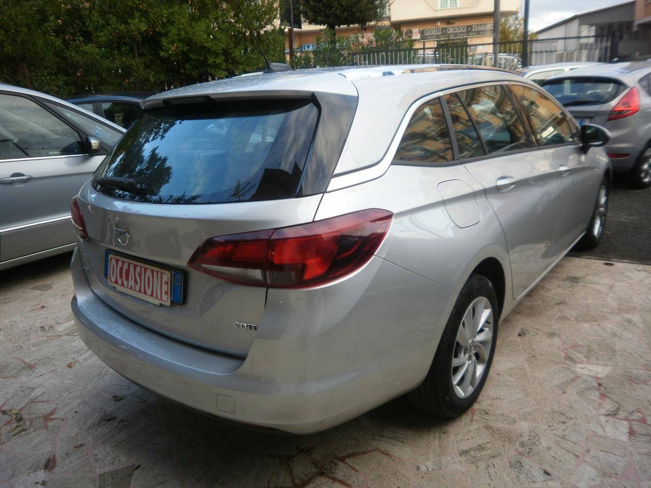 OPEL ASTRA 1.6 CDTI 110 CV SPORTS TOURER BUSINESS NEOPATENTATI
