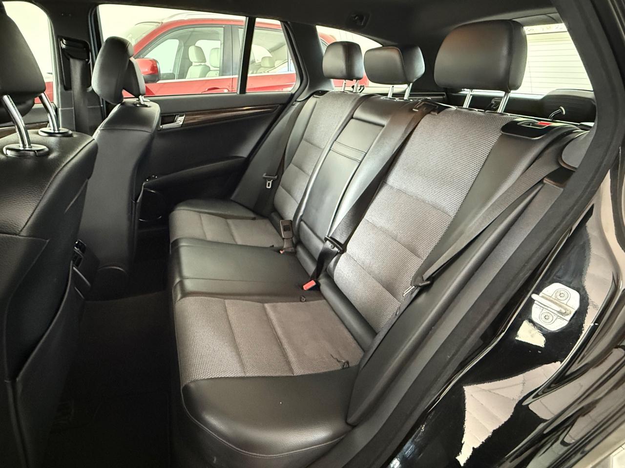 Mercedes-benz C 220 C 220 CDI BlueEFFICIENCY Avantgarde AMG