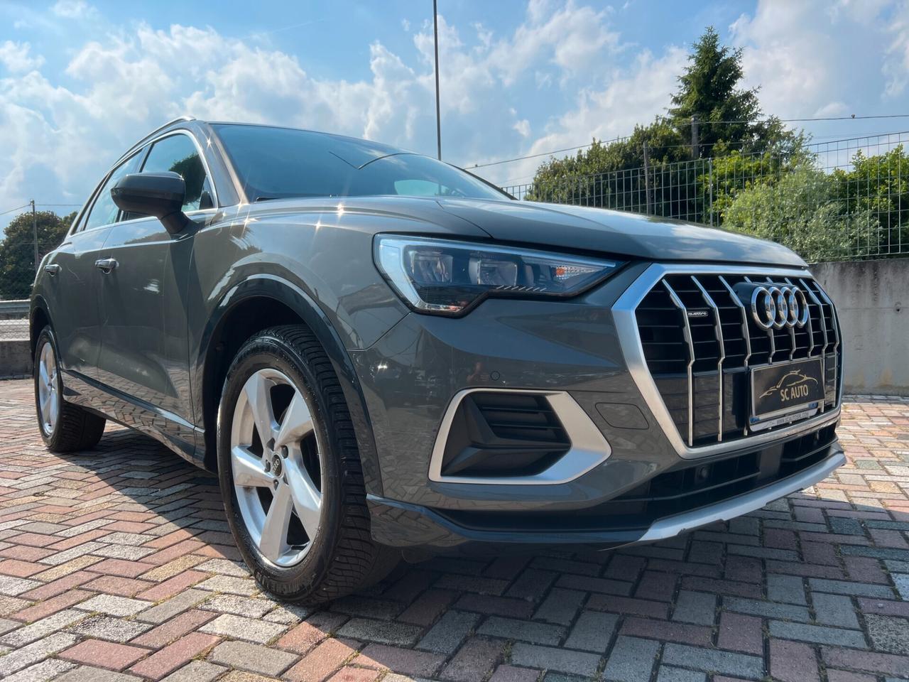 Audi Q3 35 TDI quattro S tronic Business Advanced