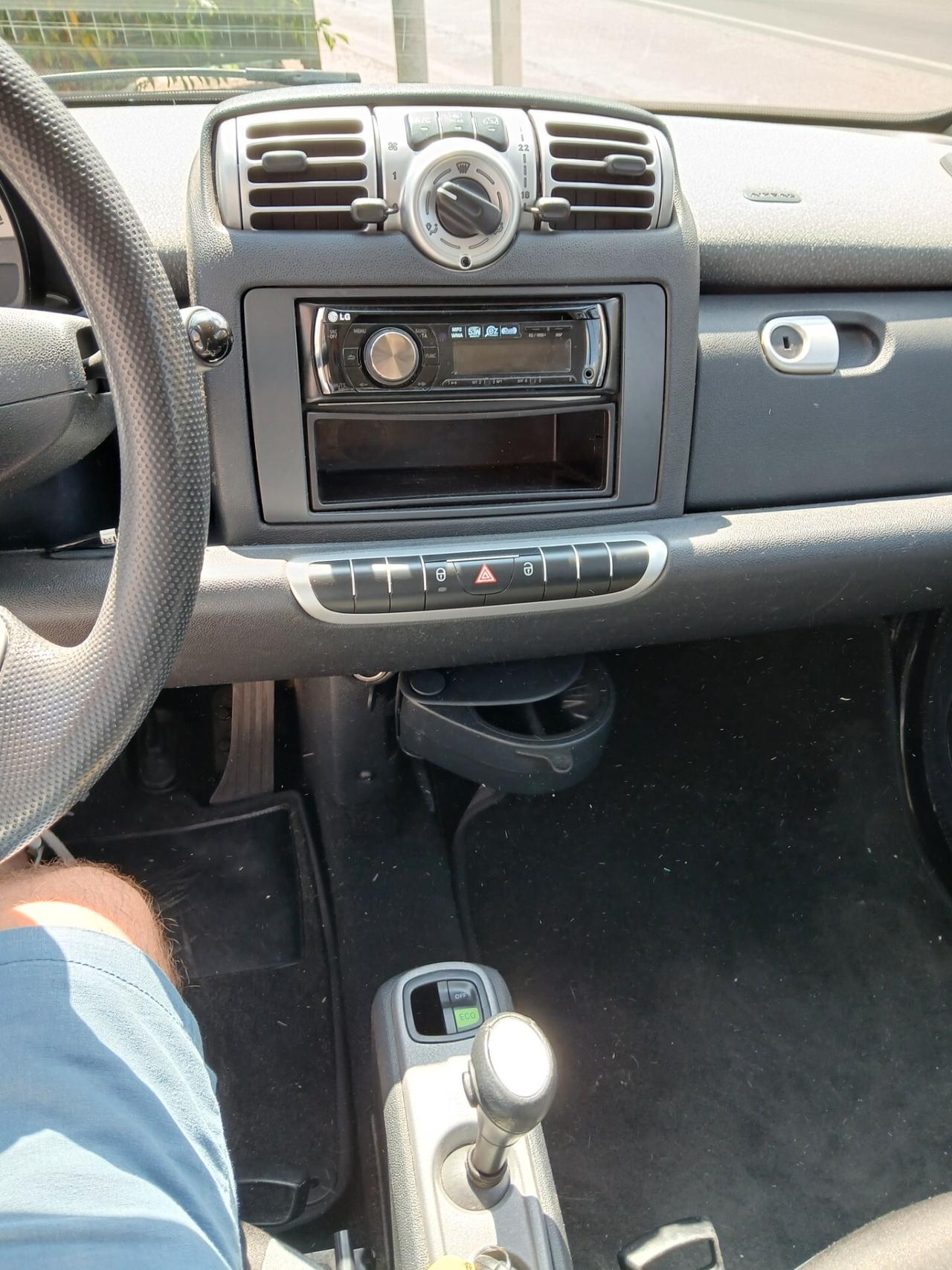 Smart ForTwo 1000 52 kW MHD coupé passion