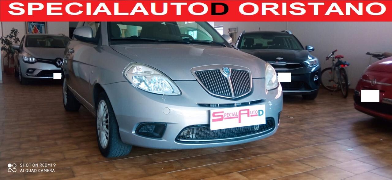 LANCIA YPSILON 5 PORTE