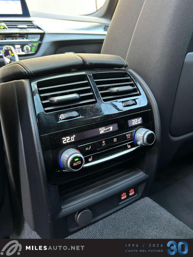 BMW 520 d 48V M Sport Laser Sedili ventilati Panorama