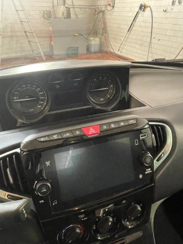 LANCIA Ypsilon 1.0 FireFly 5 porte S&S Hybrid Gold