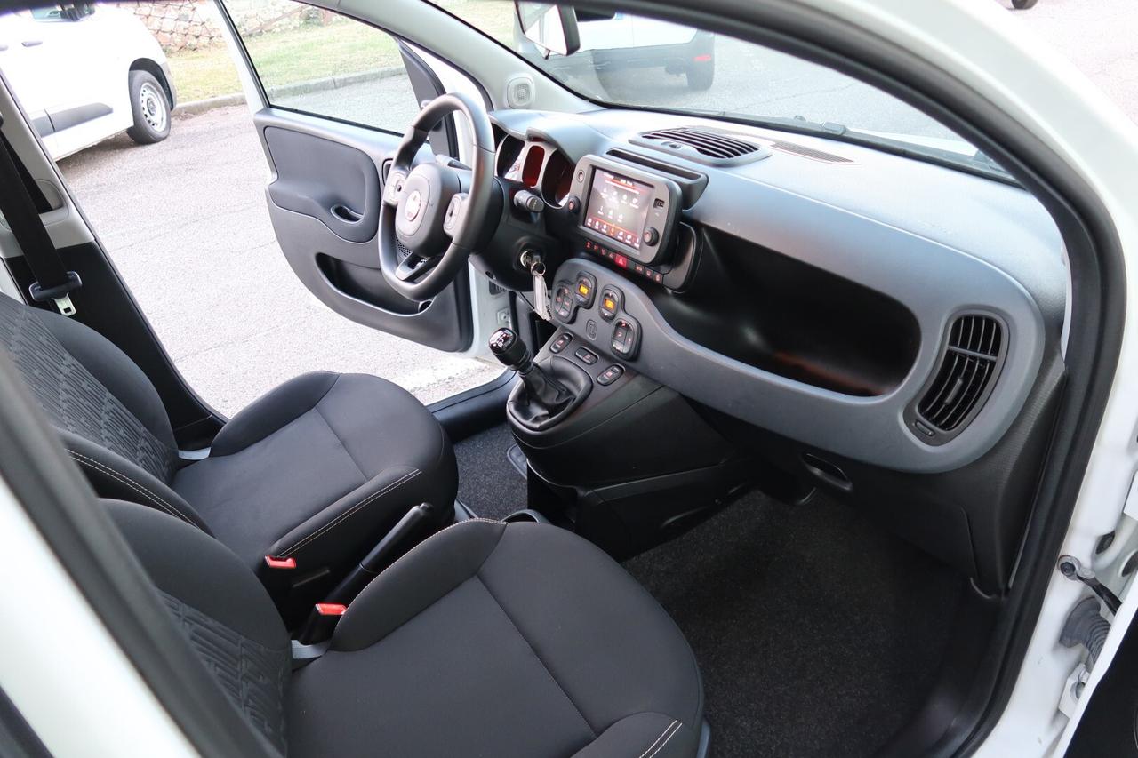 Fiat Panda 1.0 FireFlyHybrid Cross