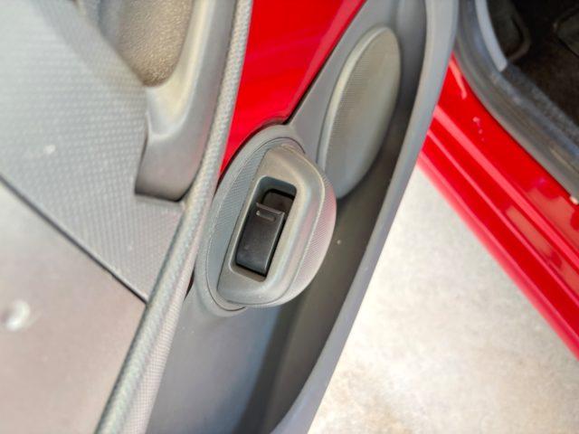 TOYOTA Aygo 1.0 12V VVT-i 3 porte Connect AUTOMATICA NEOP