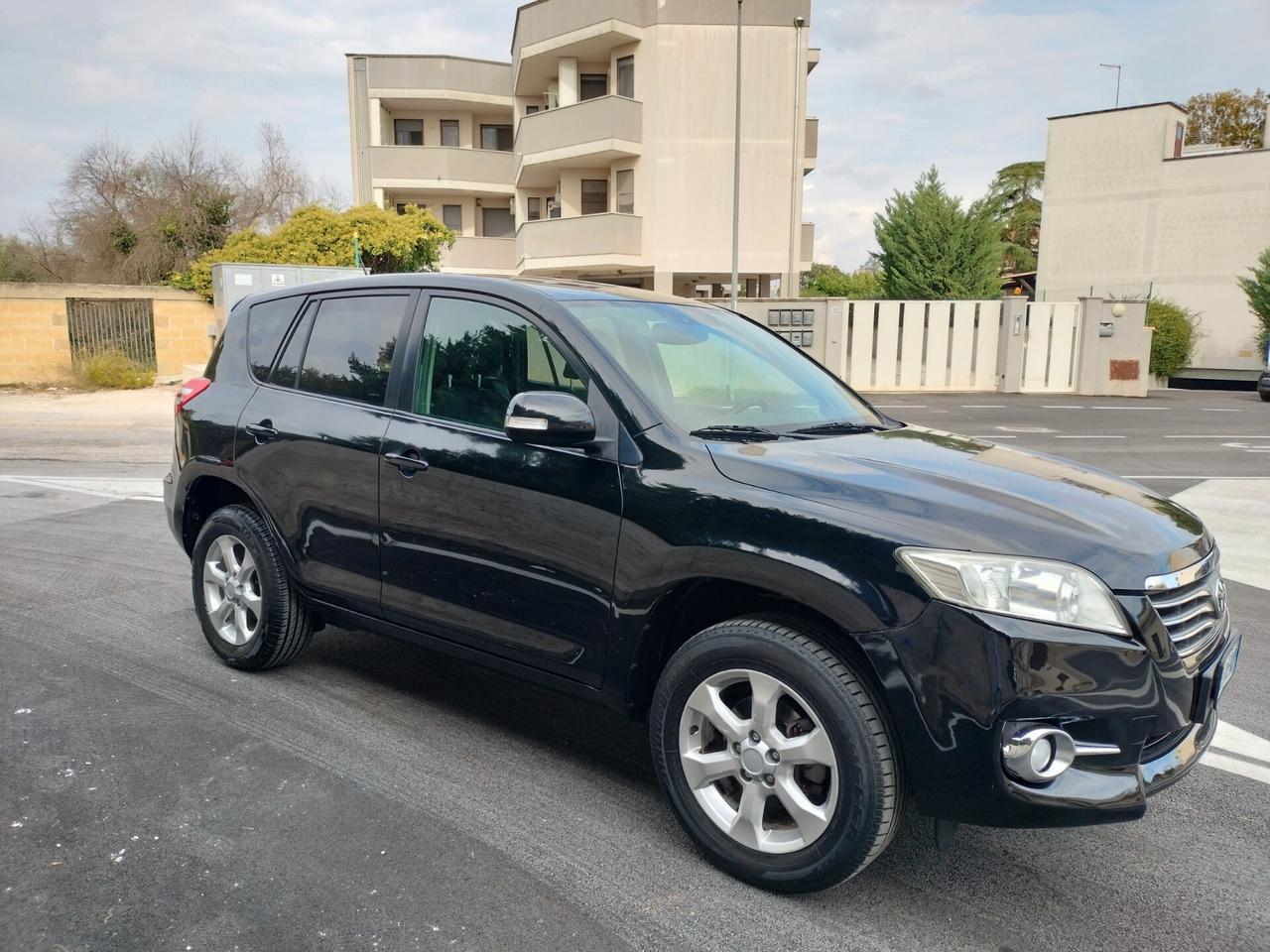 Toyota RAV 4 RAV4 Crossover 2.2 D-4D 150 CV DPF Exclusive