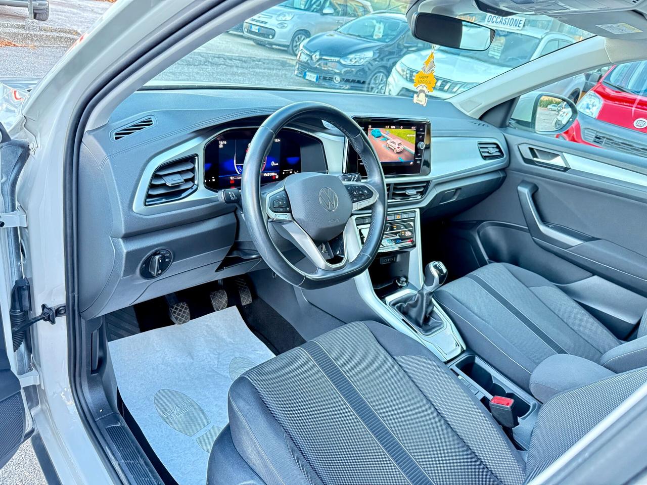 " DA VETRINA " Volkswagen T-Roc 2.0 TDI SCR Style