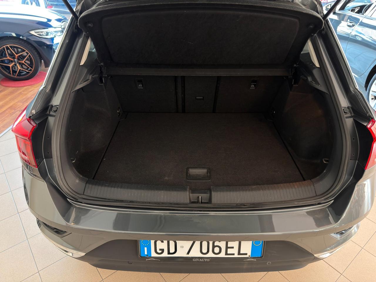 VOLKSWAGEN T-ROC 2.0cc 150Cv Tdi Sport 4motion dsg IVA ESPOSTA