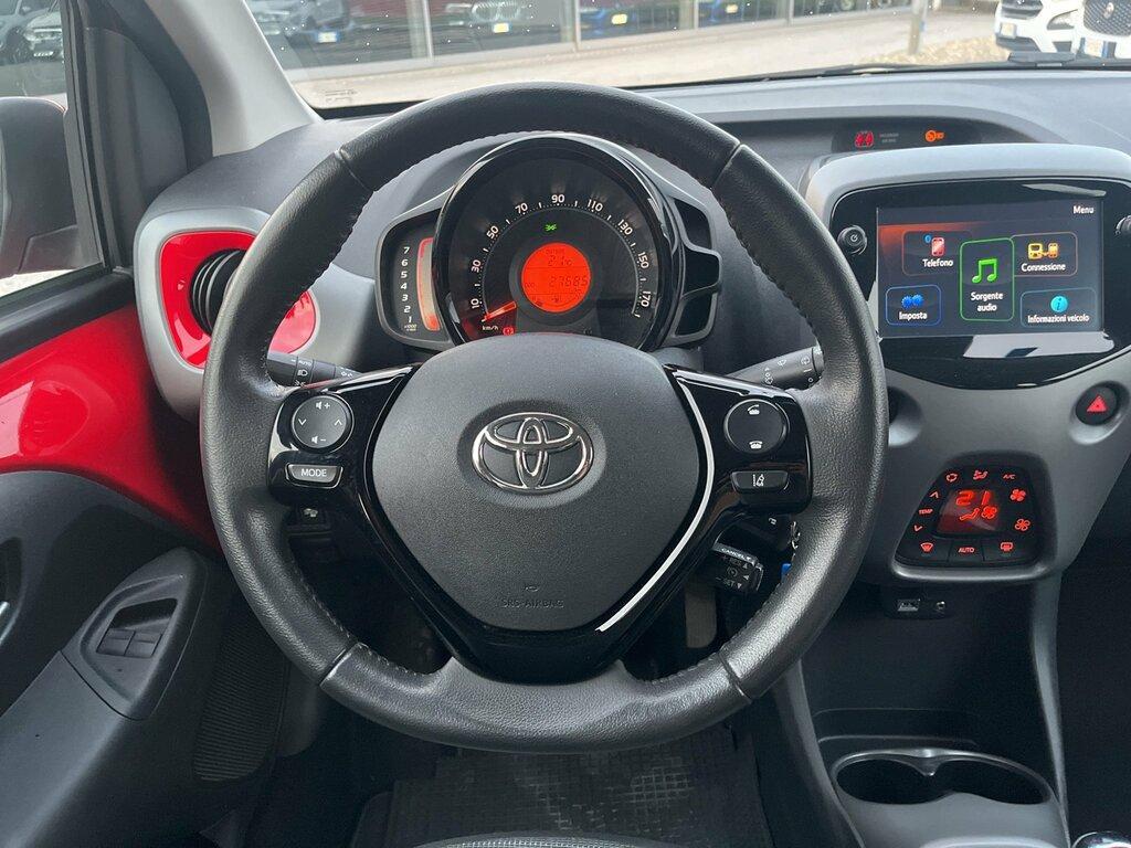 Toyota Aygo 5 Porte 1.0 VVT-i x-play