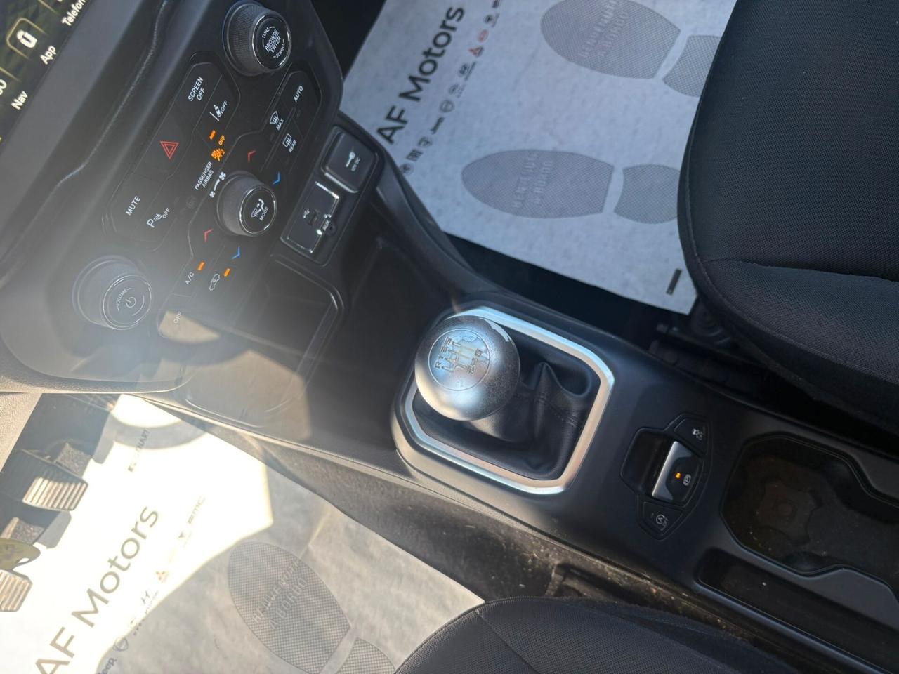 Jeep Renegade 1.6 Mjt 120 CV Longitude