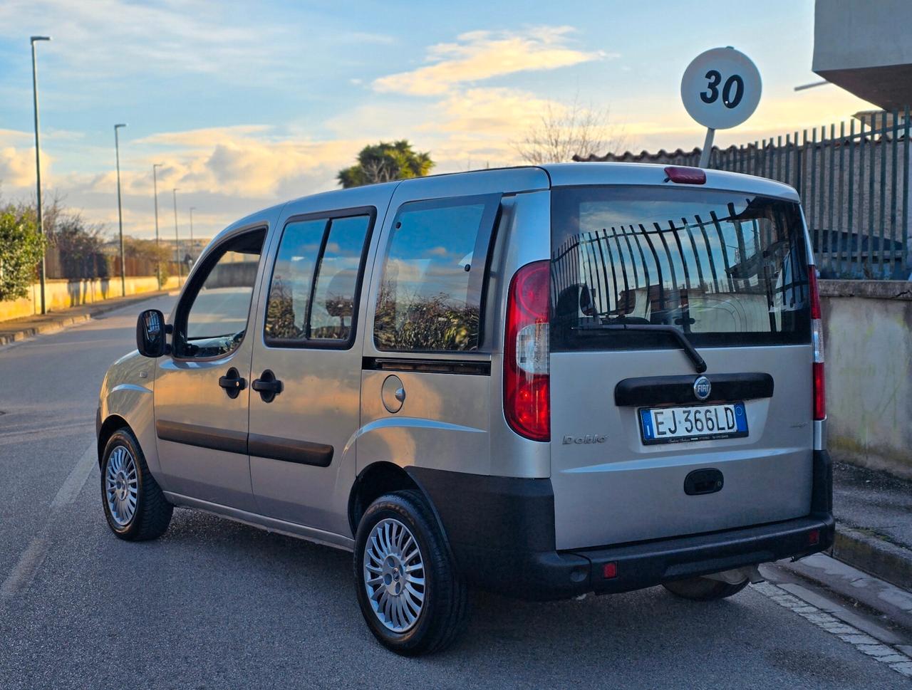 FIAT DOBLÒ 1.9 M-JET 5 POSTI ISCRIVIBILE ASI NUOVO