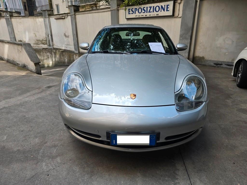 Porsche 911 Carrera cat Coupé