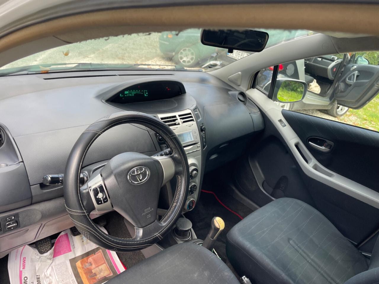 Toyota Yaris 1.4 D-4D 5 porte Sol