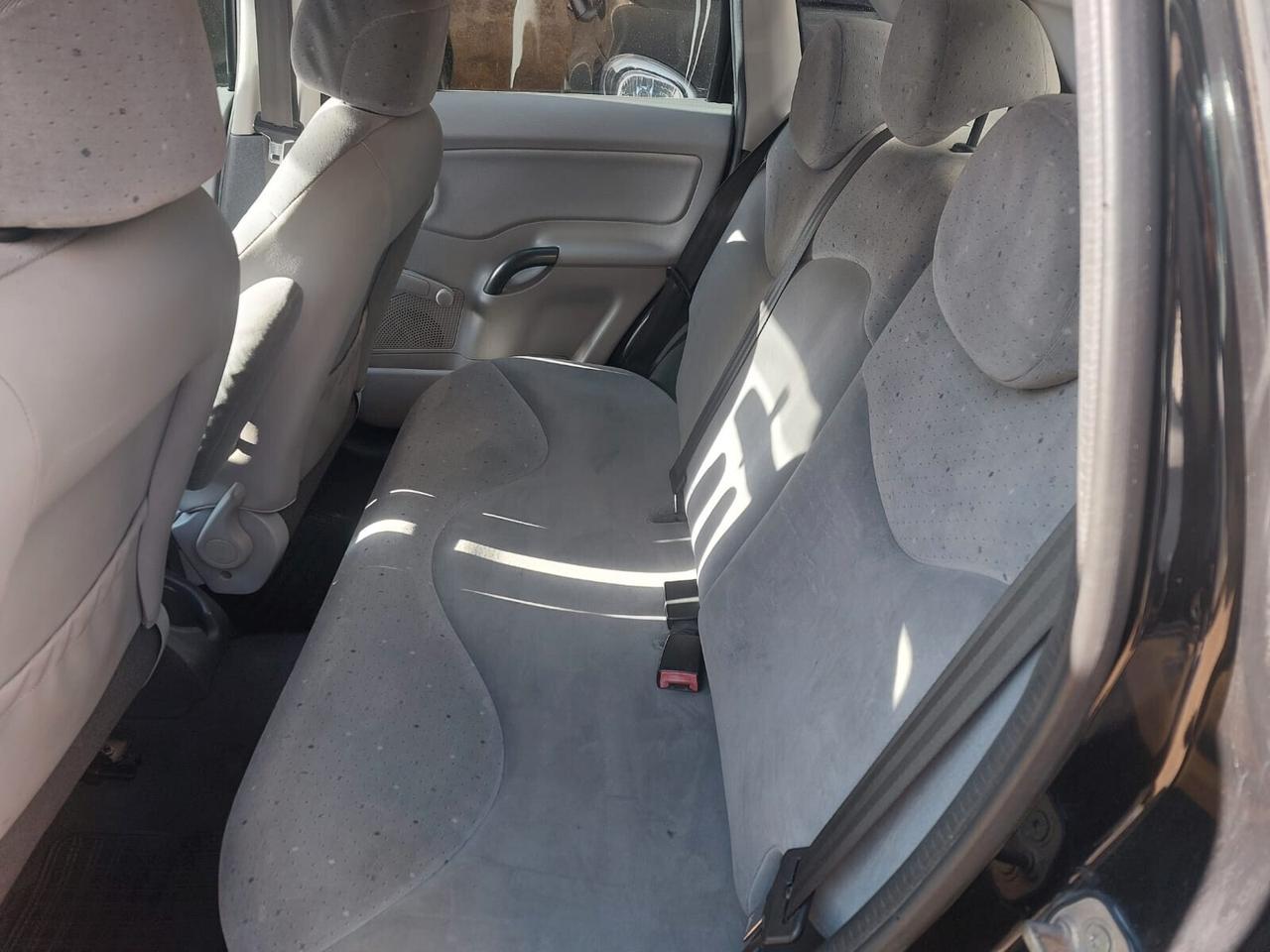 Citroen C3 1.4 HDi 90cv *neopatentati