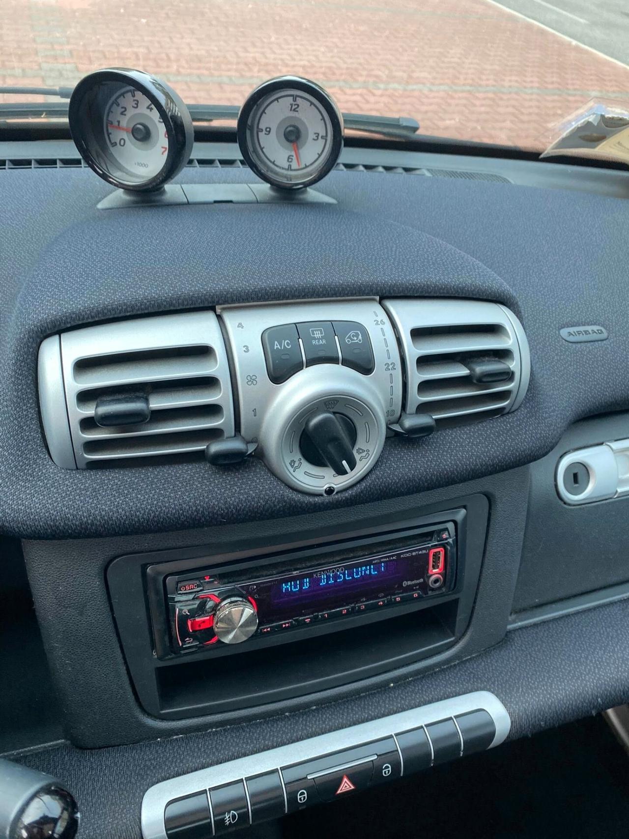 SMART ForTwo PULSE OK NEOPATENTATI