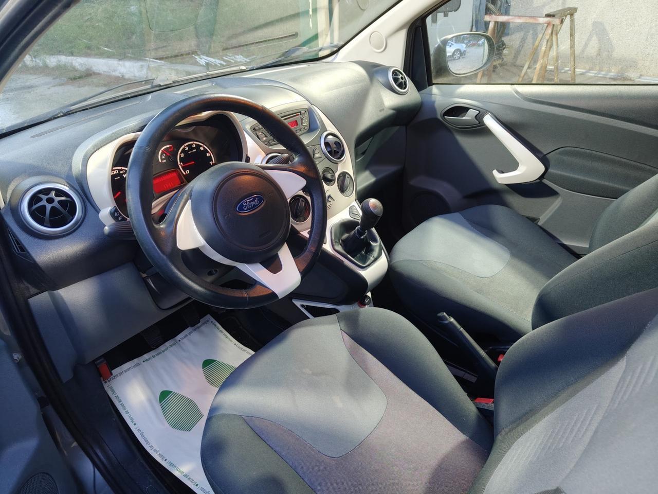 Ford Ka 1.2 8V 69CV Titanium