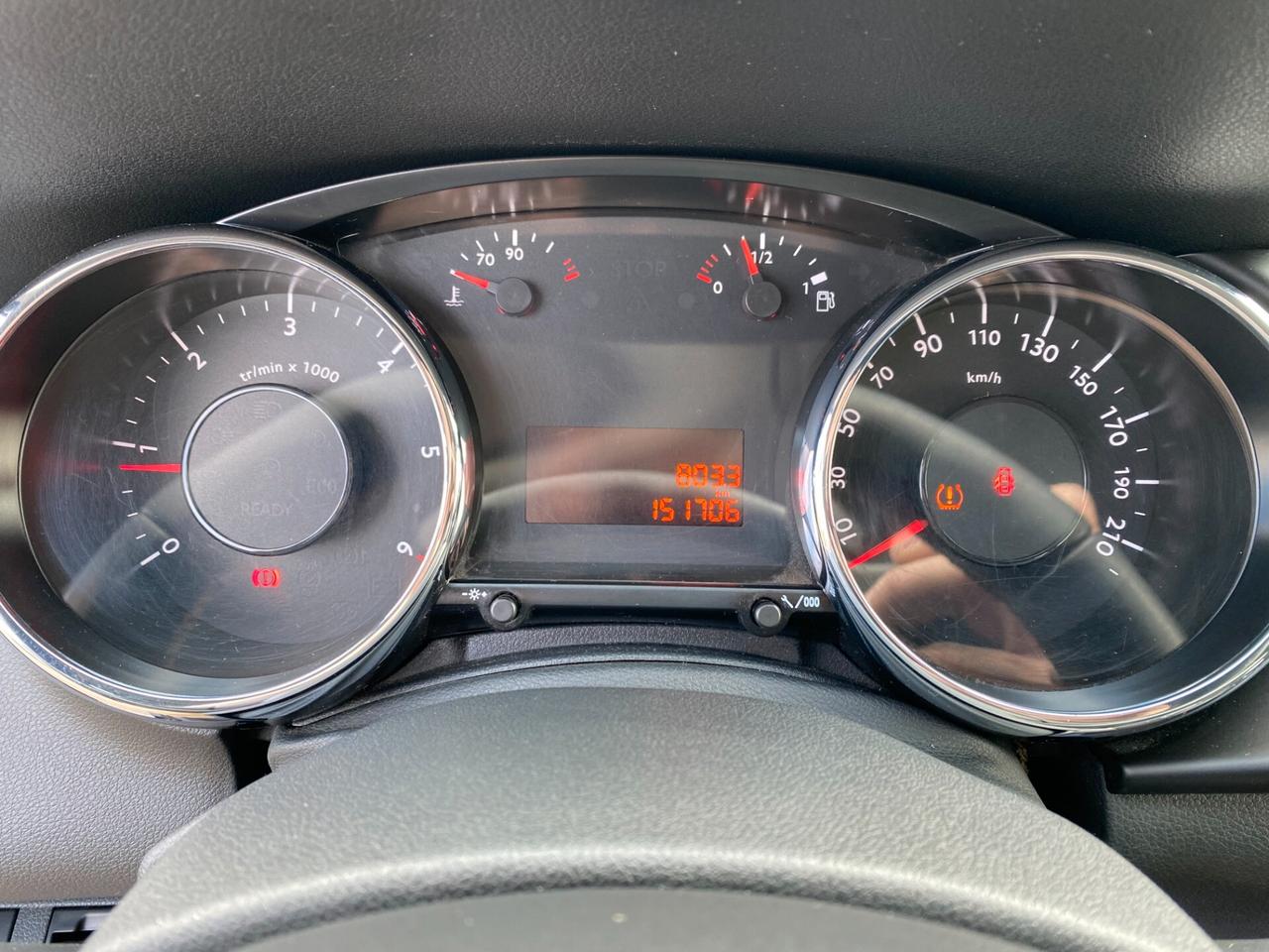 PEUGEOT 3008 1.6 HDi 115cv GARANTITA