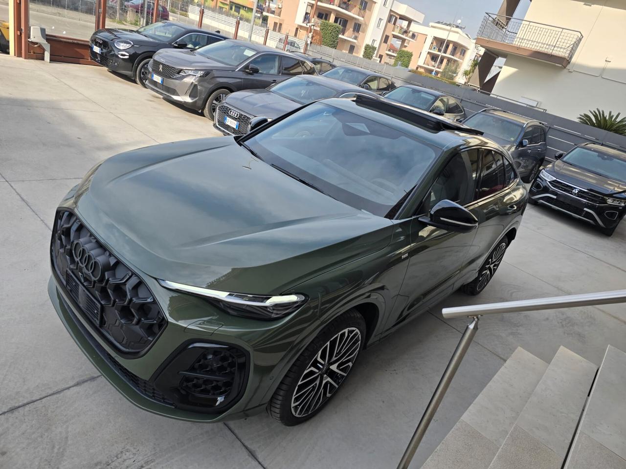 Audi Q5 40 TDI 204 CV quattro S tronic Identity Black