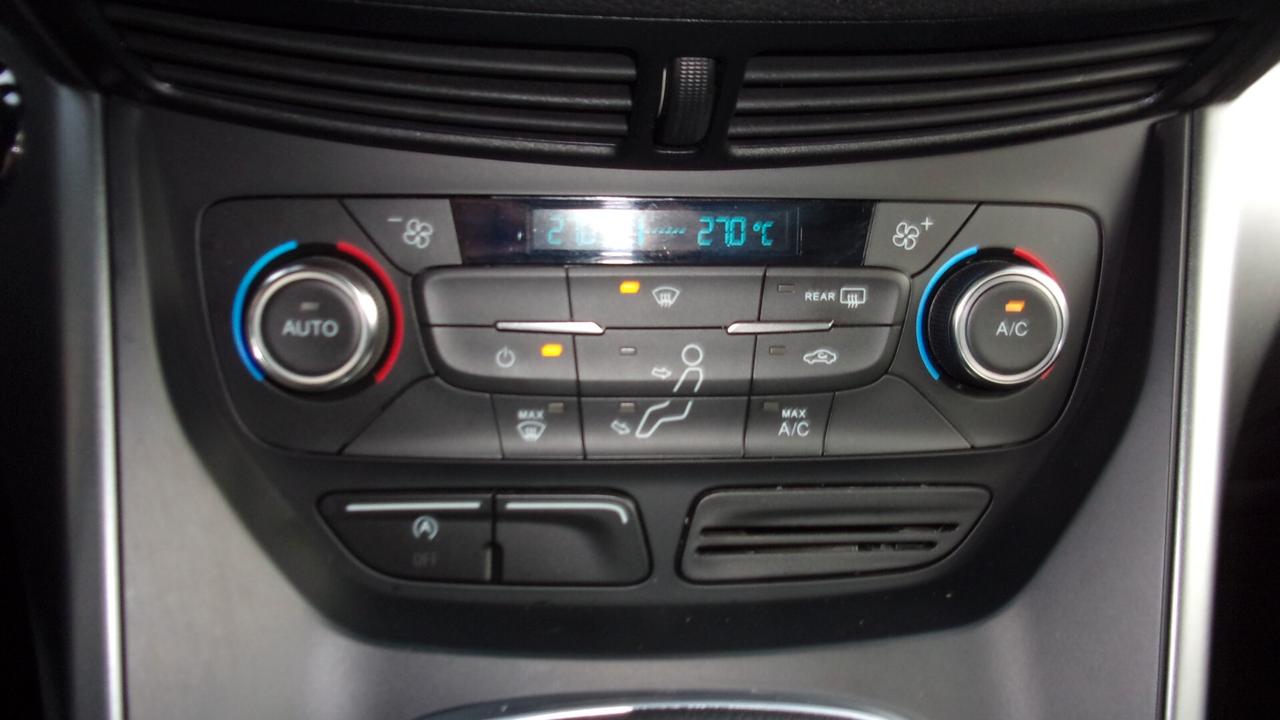 Ford Kuga 1.5 TDCI 120 CV S&S 2WD Titanium