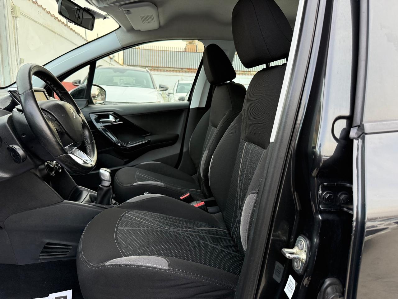 Peugeot 208 1.4 HDi 68 CV 5 porte Active