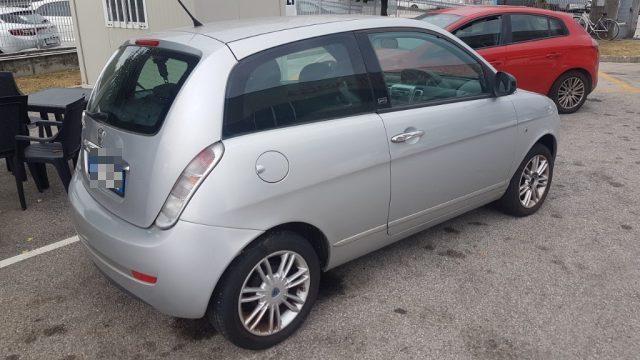 LANCIA Ypsilon 1.3 MJT 75 CV Unyca