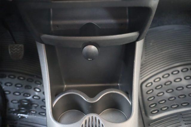 PEUGEOT 107 1.0i 68CV 3Porte Ideale per Neopatentati CD/Mp3