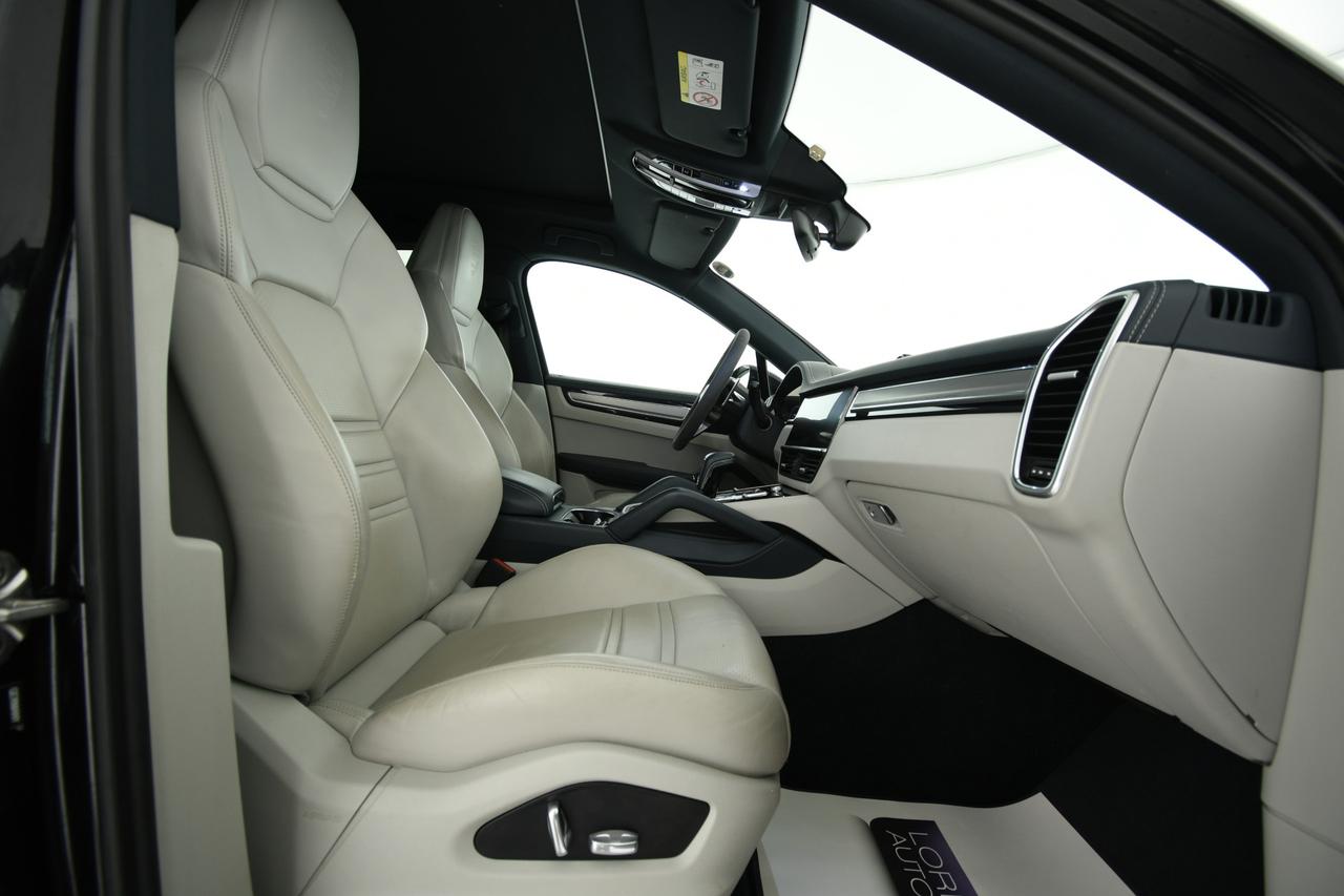 PORSCHE Cayenne Coupe 3.0 tiptronic x COMMERCIANTI CAMERA+C20"+TETTO PANO
