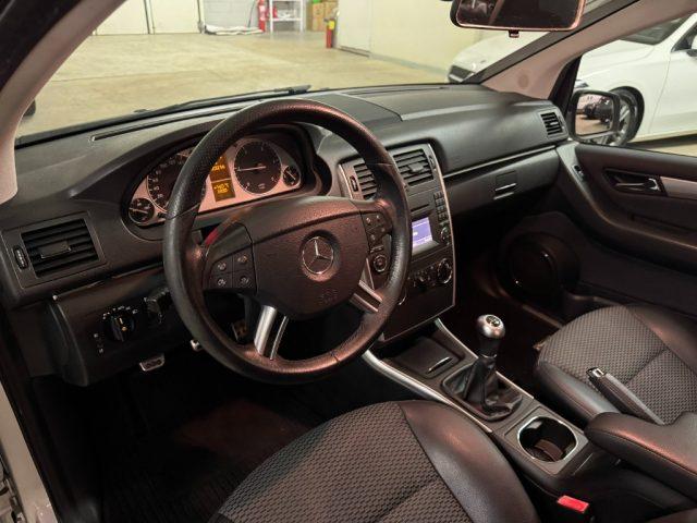 MERCEDES-BENZ B 180 CDI Premium