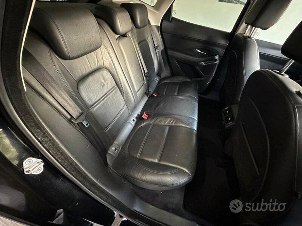 JAGUAR E-Pace (X540) E-Pace 2.0D 150 CV A...