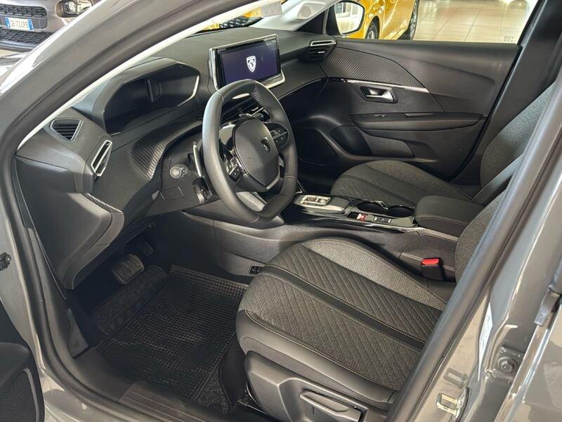 Peugeot 208 Allure Hybrid 100 e-DCS6 auto