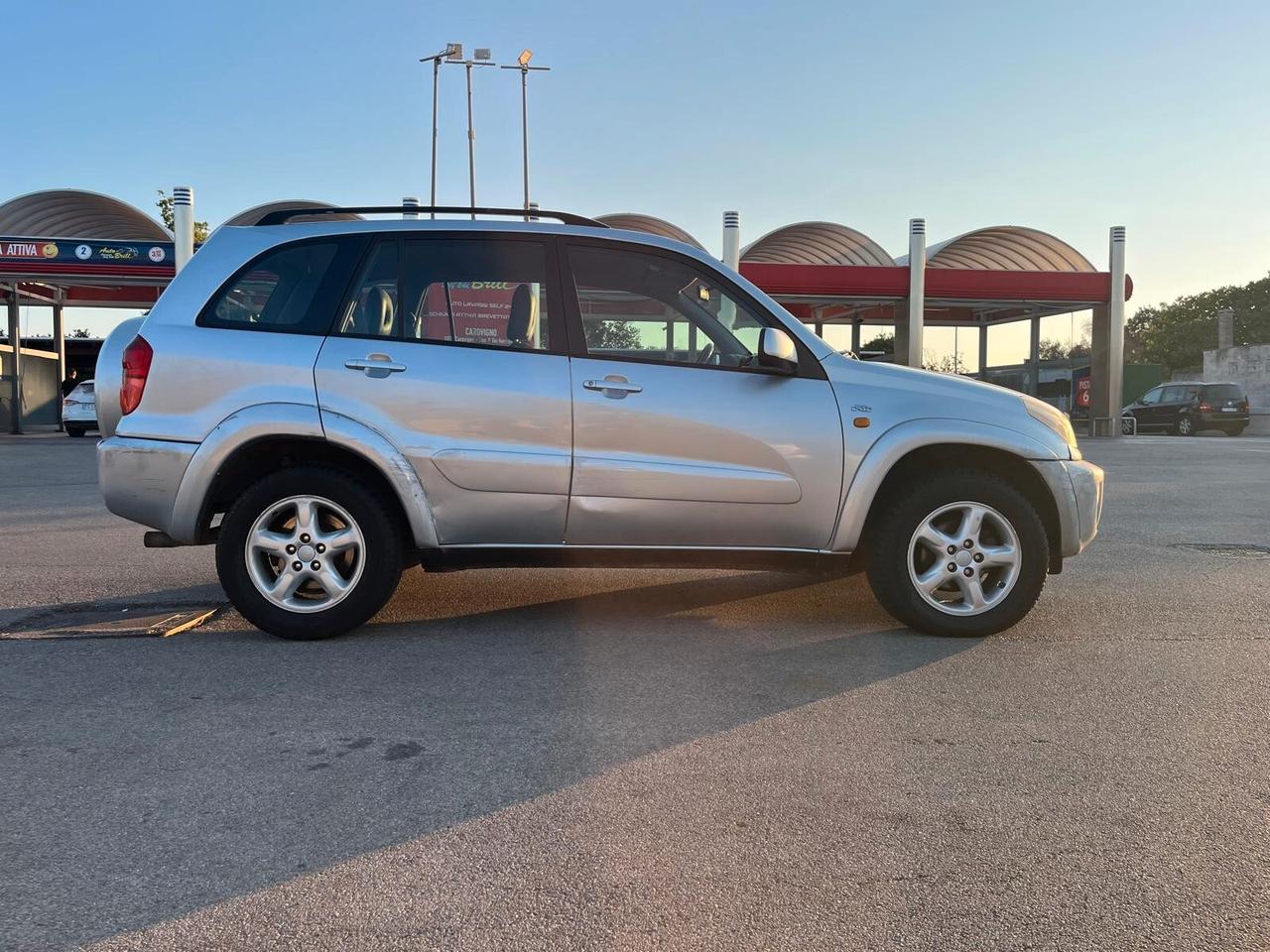 Toyota RAV 4 RAV4 2.0 Tdi D-4D cat 5 porte Sol