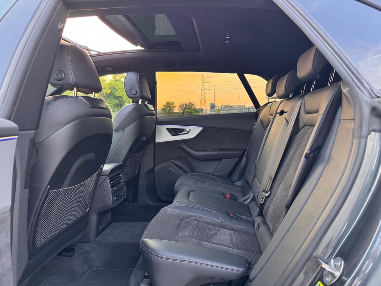 Audi Q8 60 TFSI e quattro tiptronic S line plus