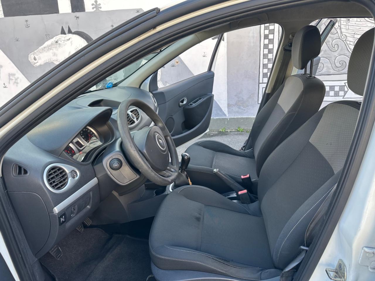 Renault Clio Storia 1.2 5 porte GPL fino 2030 della casa