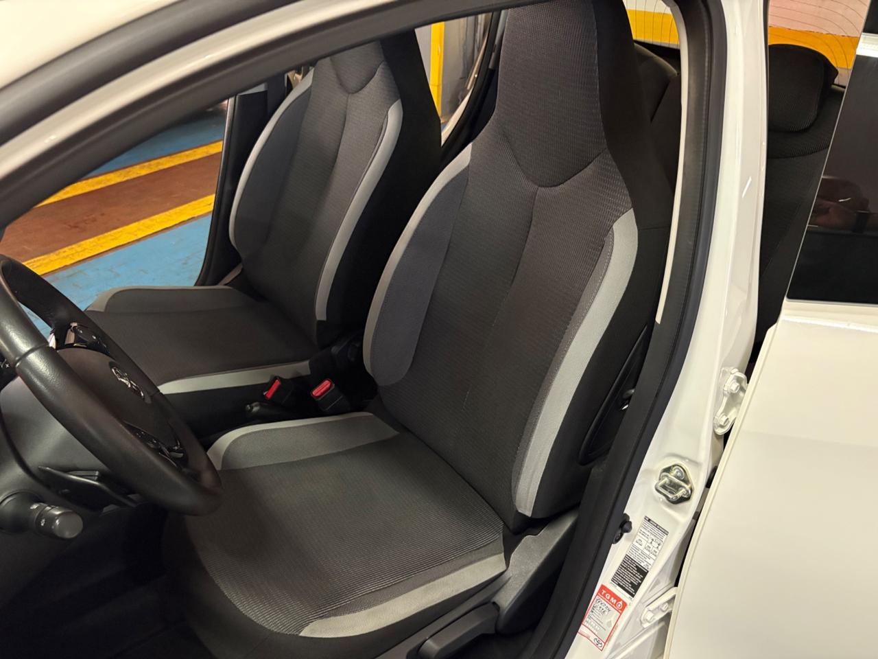 Toyota Aygo Connect 1.0 VVT-i 72 CV 5 porte x-clusiv MMT