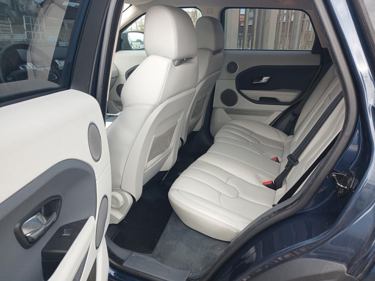 Land Rover Range Evoque 2.2 TD4 5p. Dynamic