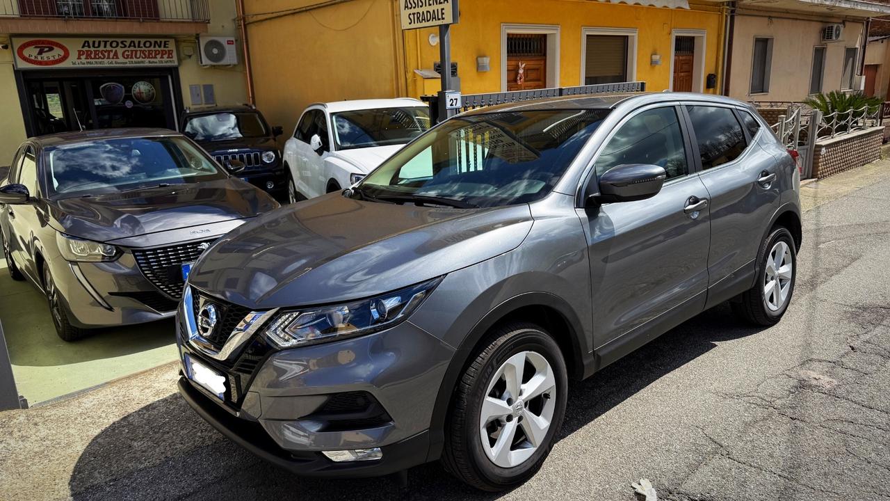 Nissan Qashqai 1.5 dCi Business - 11/2017
