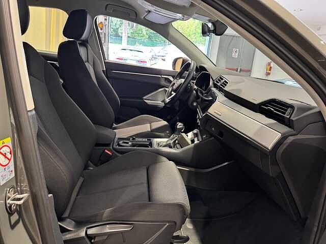 Audi Q3 35 TDI quattro S tronic S line edition
