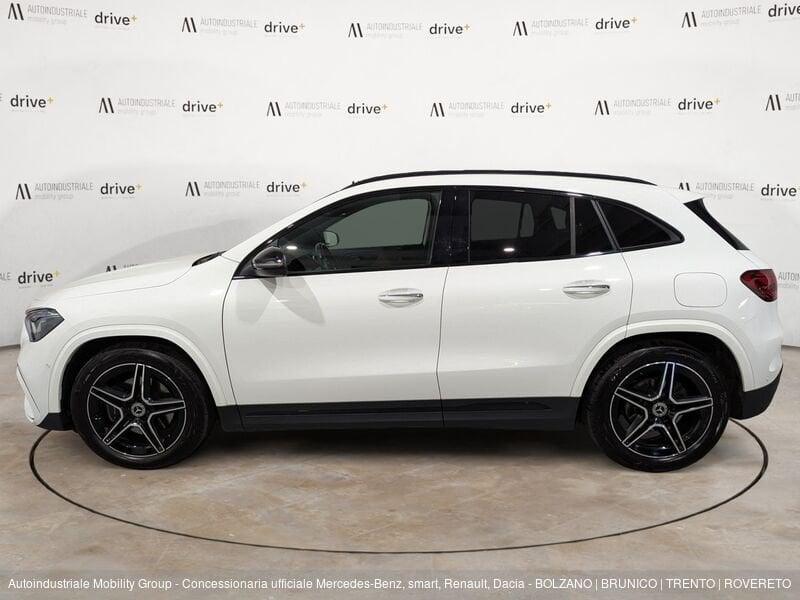 Mercedes-Benz GLA 200 D AUTOMATIC RESTYLING MY2024 AMG LINE PREMIUM