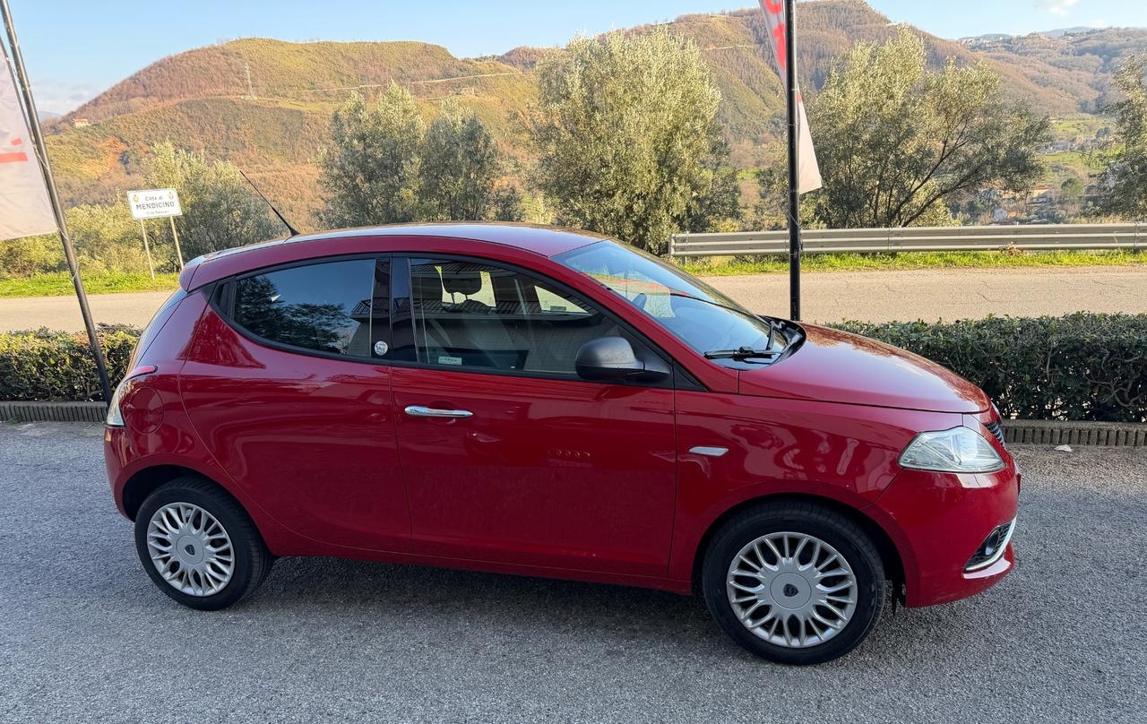 Lancia Ypsilon 1.2 69 CV 5 porte GPL Ecochic Unyca